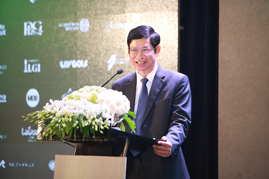 ជំរុញកិច្ចសហប្រតិបត្តិការដើម្បីធ្វើឱ្យវៀតណាមក្លាយជាគោលដៅទេសចរណ៍វាយកូនហ្គោលនាំមុខគេលើពិភពលោក - រូបថត ១. Thúc đẩy hợp tác đưa Việt Nam trở thành điểm đến du lịch Golf hàng đầu thế giới - Ảnh 1.