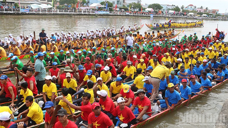 Khai mạc Tuần lễ văn hóa, du lịch gắn với Lễ hội Ok Om Bok tại Vĩnh Long - Ảnh 3. Khai mạc Tuần lễ văn hóa, du lịch gắn với Lễ hội Ok Om Bok tại Vĩnh Long - Ảnh 3.
