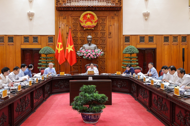 Tiếp tục hoàn thiện dự thảo nghị quyết của Bộ Chính trị về chấn hưng và phát triển văn hóa - Ảnh 1.