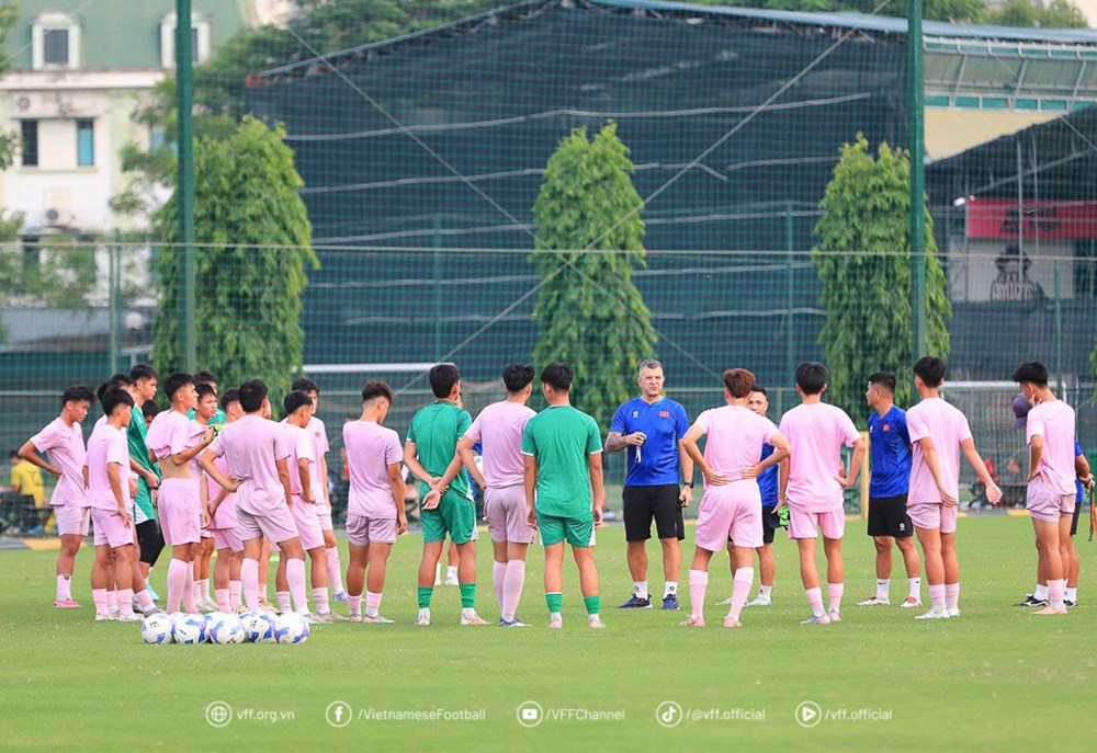 U17 Việt Nam tập huấn Nhật Bản để chuẩn bị cho vòng loại châu Á - Ảnh 1.