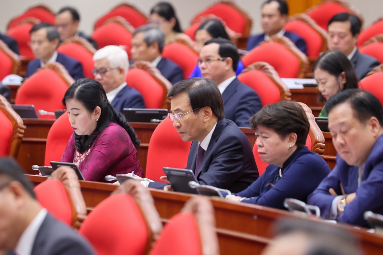 Khai mạc Hội nghị Trung ương lần thứ 13 - Ảnh 5.