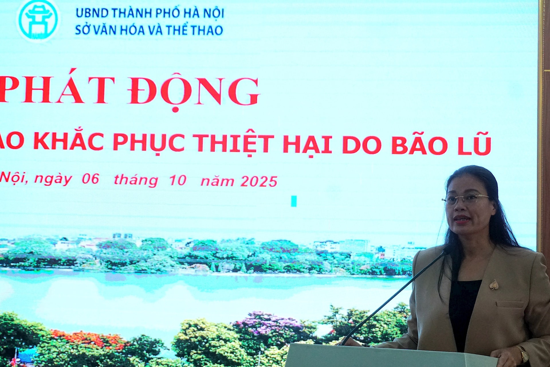 Sở Văn hóa và Thể thao thành phố Hà Nội phát động ủng hộ đồng bào khắc phục thiệt hại do bão lũ - Ảnh 2.