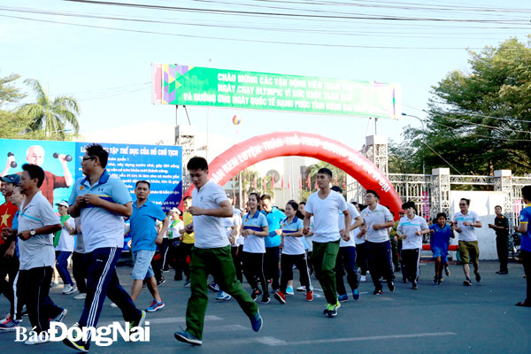Đồng Nai: Ban hành Kế hoạch tiếp tục triển khai thực hiện Cuộc vận động “Toàn dân rèn luyện thân thể theo gương Bác Hồ vĩ đại” trên địa bàn tỉnh - Ảnh 1. Đồng Nai: Ban hành Kế hoạch tiếp tục triển khai thực hiện Cuộc vận động “Toàn dân rèn luyện thân thể theo gương Bác Hồ vĩ đại” trên địa bàn tỉnh - Ảnh 1.