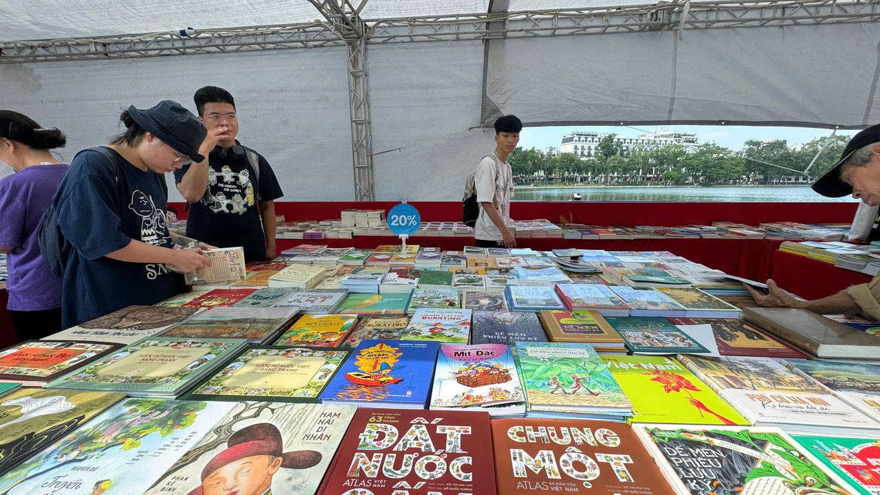 Kiến tạo để ngành xuất bản bứt phá - Ảnh 1. Kiến tạo để ngành xuất bản bứt phá - Ảnh 1.