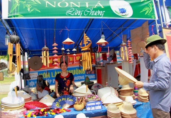 Thủ công mỹ nghệ Việt Nam - Giữ hồn truyền thống, khẳng định thương hiệu trên thị trường quốc tế - Ảnh 1. Thủ công mỹ nghệ Việt Nam - Giữ hồn truyền thống, khẳng định thương hiệu trên thị trường quốc tế - Ảnh 1.