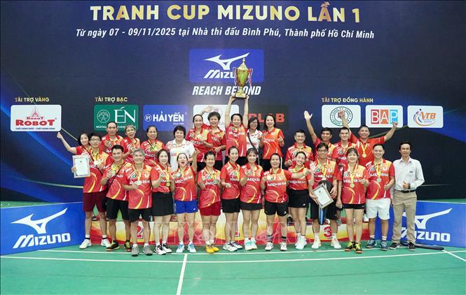 Trên 300 vận động viên tranh tài ở giải cầu lông tại TP Hồ Chí Minh - Ảnh 1.