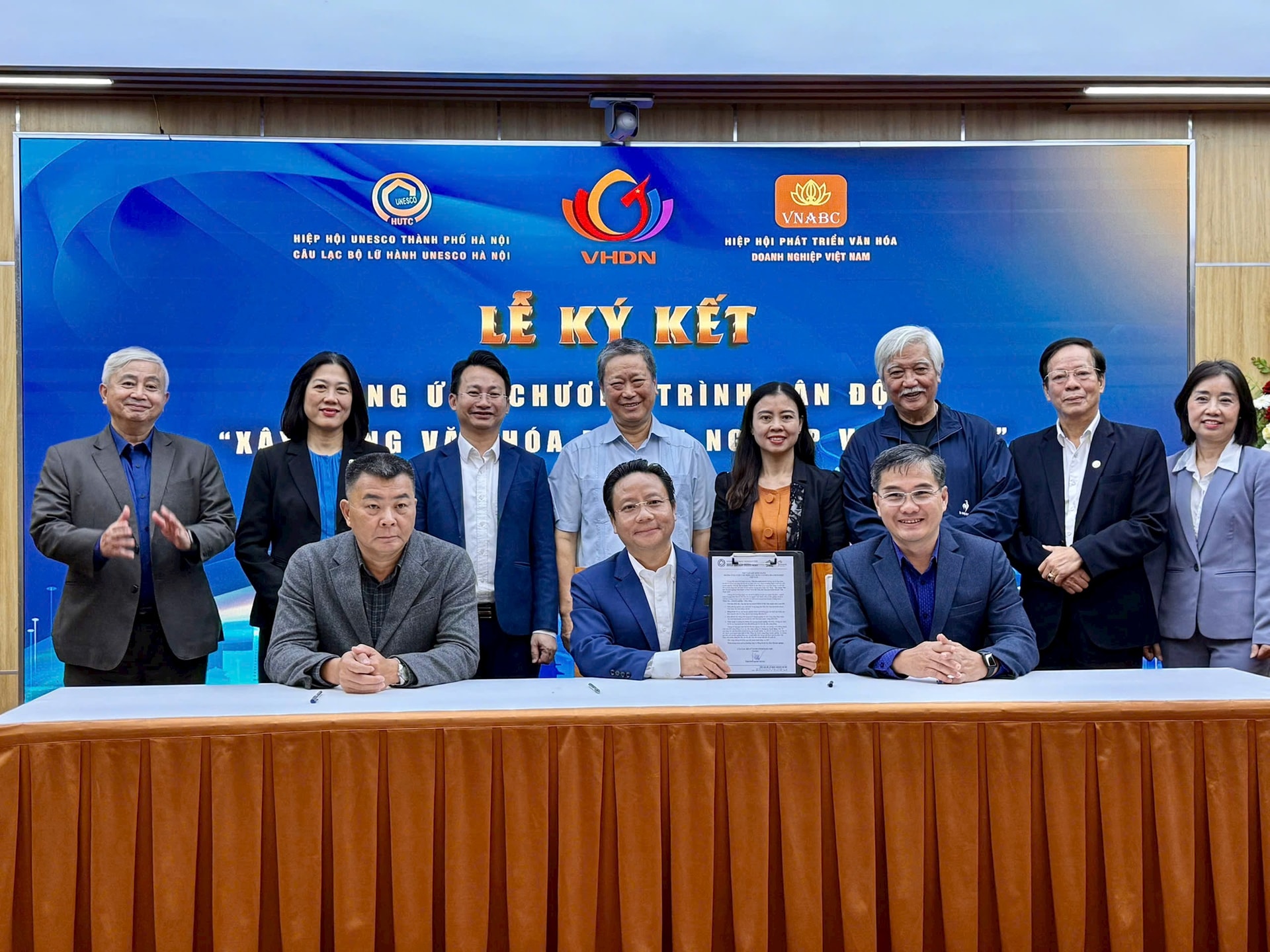 Doanh nghiệp du lịch Thủ đô tiên phong hưởng ứng Bộ tiêu chí văn hóa kinh doanh Việt Nam 2025 - Ảnh 3.