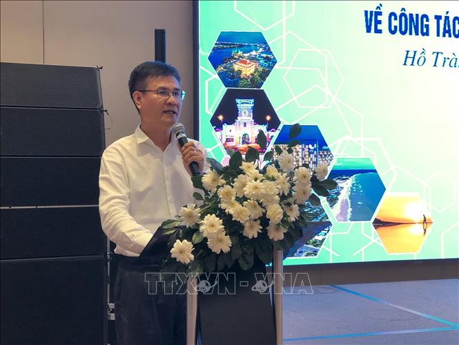 นครโฮจิมินห์: พัฒนารถโฮแทรมให้เป็นศูนย์กลางการท่องเที่ยวชายหาดระดับนานาชาติ - ภาพที่ 1 TP. HCM: Xây dựng Hồ Tràm thành trung tâm du lịch biển đẳng cấp quốc tế - Ảnh 1.