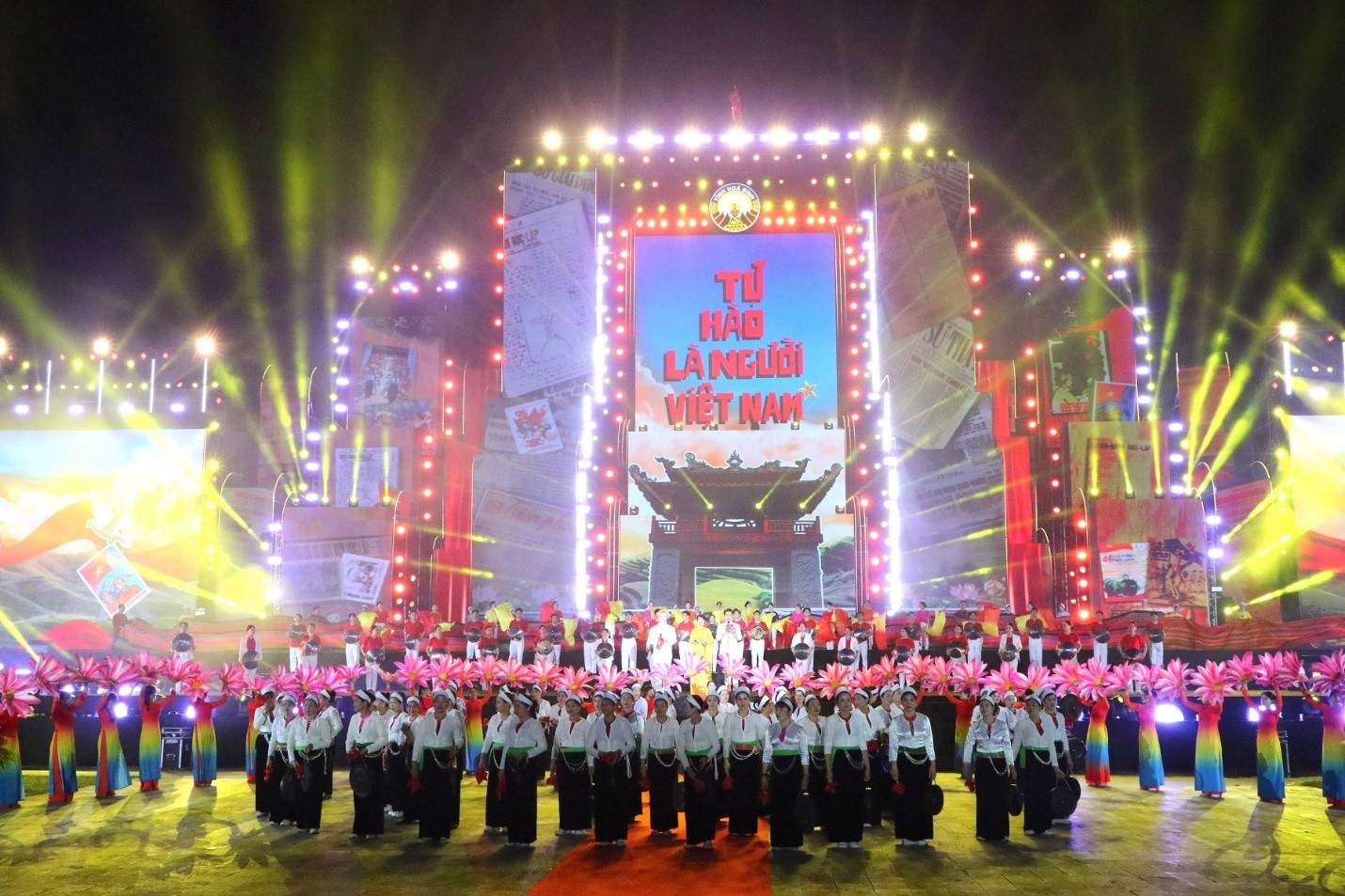 Phát huy giá trị văn hóa dân tộc Mường và nền “Văn hóa Hòa Bình” - Ảnh 2.