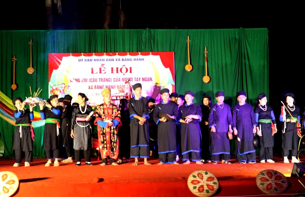 Tuyên Quang: Giữ gìn Di sản văn hóa phi vật thể quốc gia Lễ hội Nàng Hai của người Tày Ngạn - Ảnh 4. Tuyên Quang: Giữ gìn Di sản văn hóa phi vật thể quốc gia Lễ hội Nàng Hai của người Tày Ngạn - Ảnh 4.