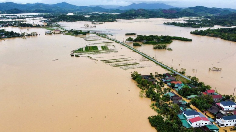 Chủ động phòng, tránh, ứng phó mưa lũ tại khu vực Trung Bộ - Ảnh 1. Chủ động phòng, tránh, ứng phó mưa lũ tại khu vực Trung Bộ - Ảnh 1.