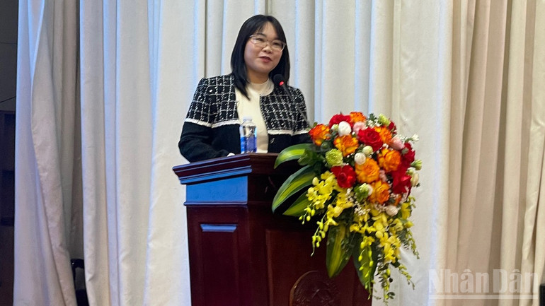 Văn chương Việt Nam từ sau năm 1975 qua góc nhìn của các cây viết trẻ - Ảnh 3. Văn chương Việt Nam từ sau năm 1975 qua góc nhìn của các cây viết trẻ - Ảnh 3.