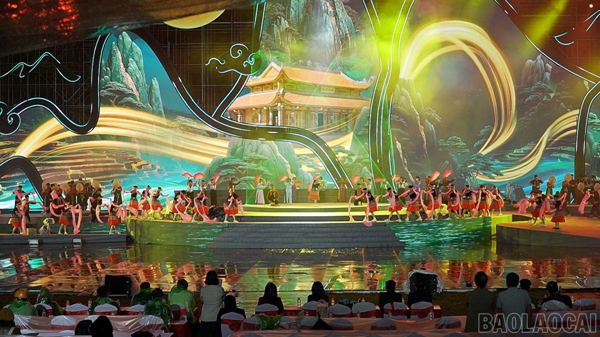 Lào Cai: Rà soát, đánh giá công tác chuẩn bị cho Lễ khai mạc Festival Sông Hồng năm 2025 - Ảnh 3. Lào Cai: Rà soát, đánh giá công tác chuẩn bị cho Lễ khai mạc Festival Sông Hồng năm 2025 - Ảnh 3.