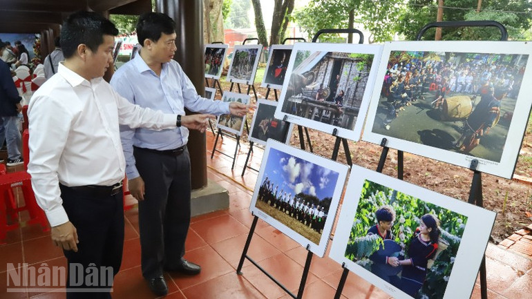 Trưng bày chuyên đề Cồng chiêng-Di sản văn hóa đặc sắc các dân tộc Tây Nguyên - Ảnh 4.