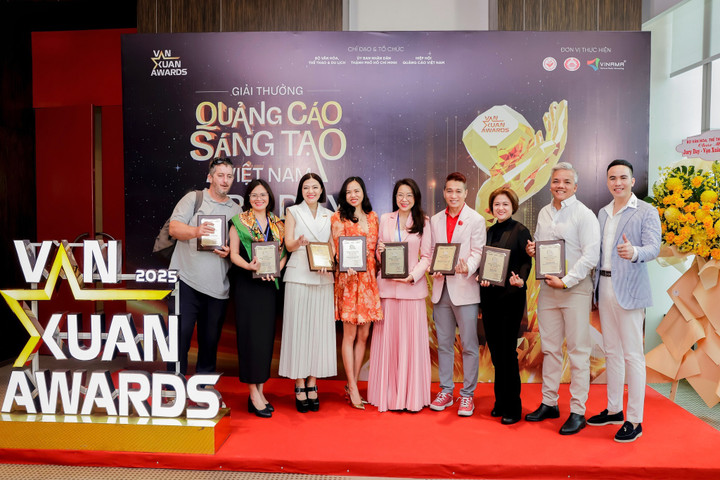Jury Day Vạn Xuân Awards 2025: Quy tụ hơn 50 giám khảo trong nước và quốc tế - Ảnh 1.