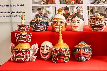 Phát huy giá trị di sản văn hóa phi vật thể quốc gia Nghề làm mão, mặt nạ của đồng bào Khmer - Ảnh 1. Phát huy giá trị di sản văn hóa phi vật thể quốc gia Nghề làm mão, mặt nạ của đồng bào Khmer - Ảnh 1.