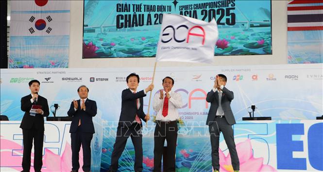 2025年アジアeスポーツ選手権には100名を超える選手が参加します - 写真3。 Trên 100 vận động viên tranh tài ở Giải vô địch Thể thao điện tử châu Á 2025 - Ảnh 3.