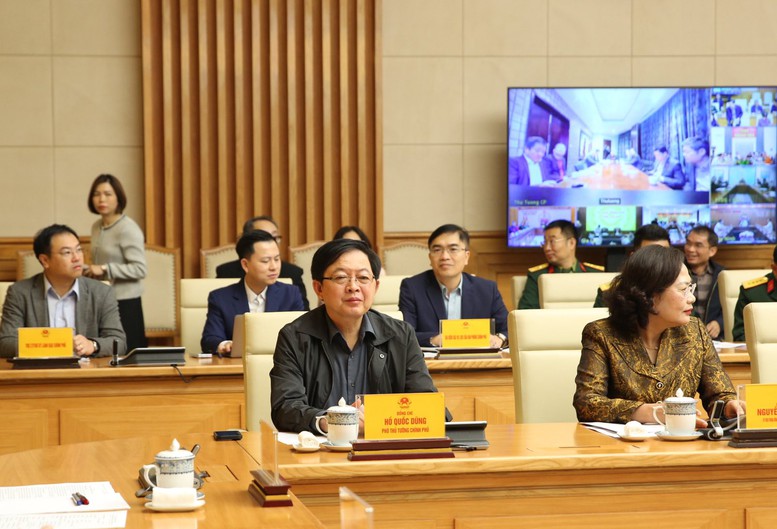 Từ Nam Phi, Thủ tướng chủ trì cuộc họp trực tuyến về ứng phó, khắc phục hậu quả mưa lũ - Ảnh 6.