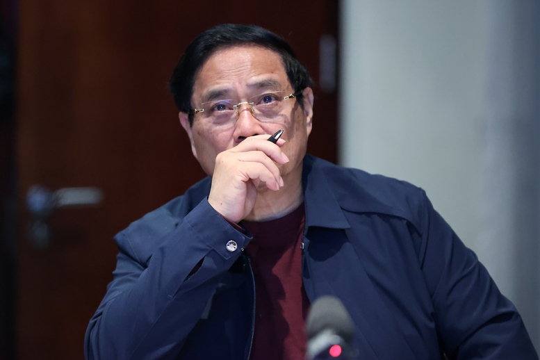 Thủ tướng: Đặt mình vào địa vị người dân để khắc phục hậu quả thiên tai nhanh nhất, hiệu quả nhất - Ảnh 1.