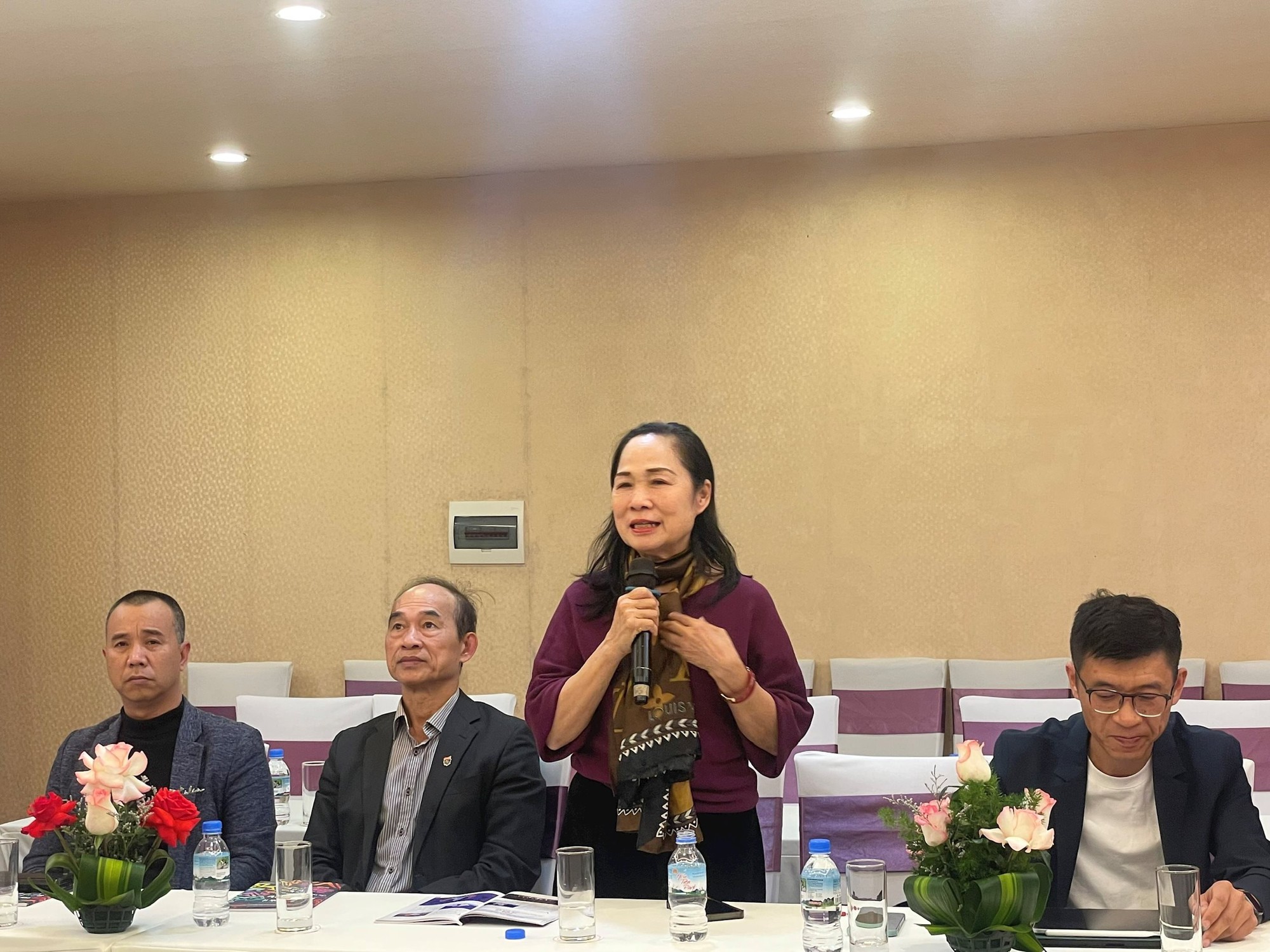 Поиск новых выражений для сцены - Фото 2. Tìm kiếm cách biểu đạt mới cho sân khấu - Ảnh 2.