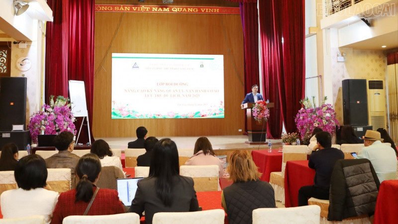 Lào Cai: Bồi dưỡng nâng cao kỹ năng quản lý, vận hành cơ sở lưu trú du lịch - Ảnh 1. Lào Cai: Bồi dưỡng nâng cao kỹ năng quản lý, vận hành cơ sở lưu trú du lịch - Ảnh 1.