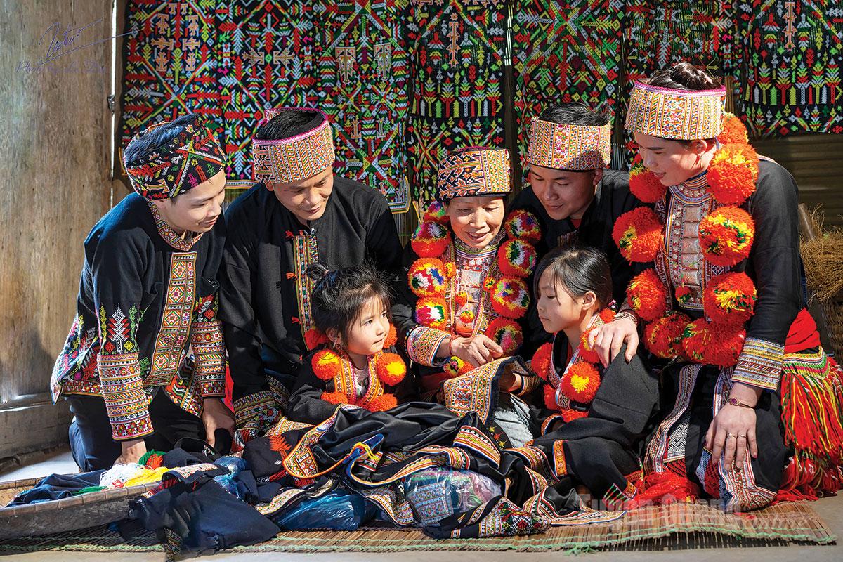 Tuyên Quang: Khơi nguồn sức mạnh mềm - Ảnh 3. Tuyên Quang: Khơi nguồn sức mạnh mềm - Ảnh 3.