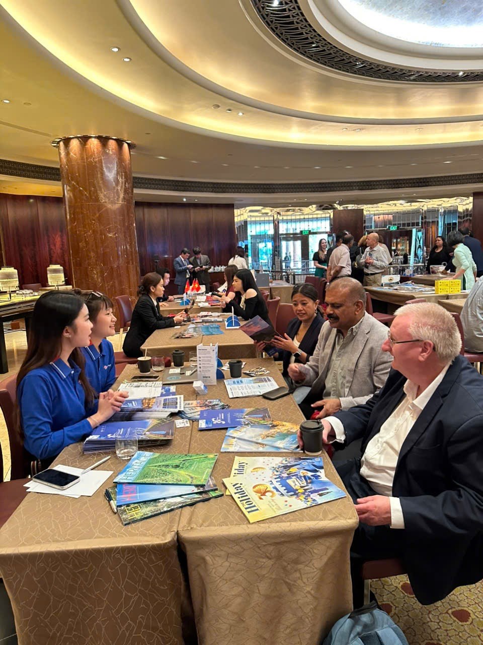 Quảng bá, xúc tiến du lịch Việt Nam tại Australia - Ảnh 11. Quảng bá, xúc tiến du lịch Việt Nam tại Australia - Ảnh 11.