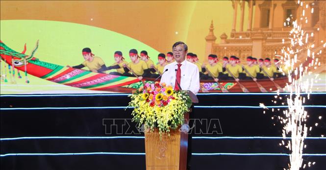 Cần Thơ: Lễ hội Ok om bok - 'Rực rỡ sông trăng, bừng sáng di sản' - Ảnh 1.