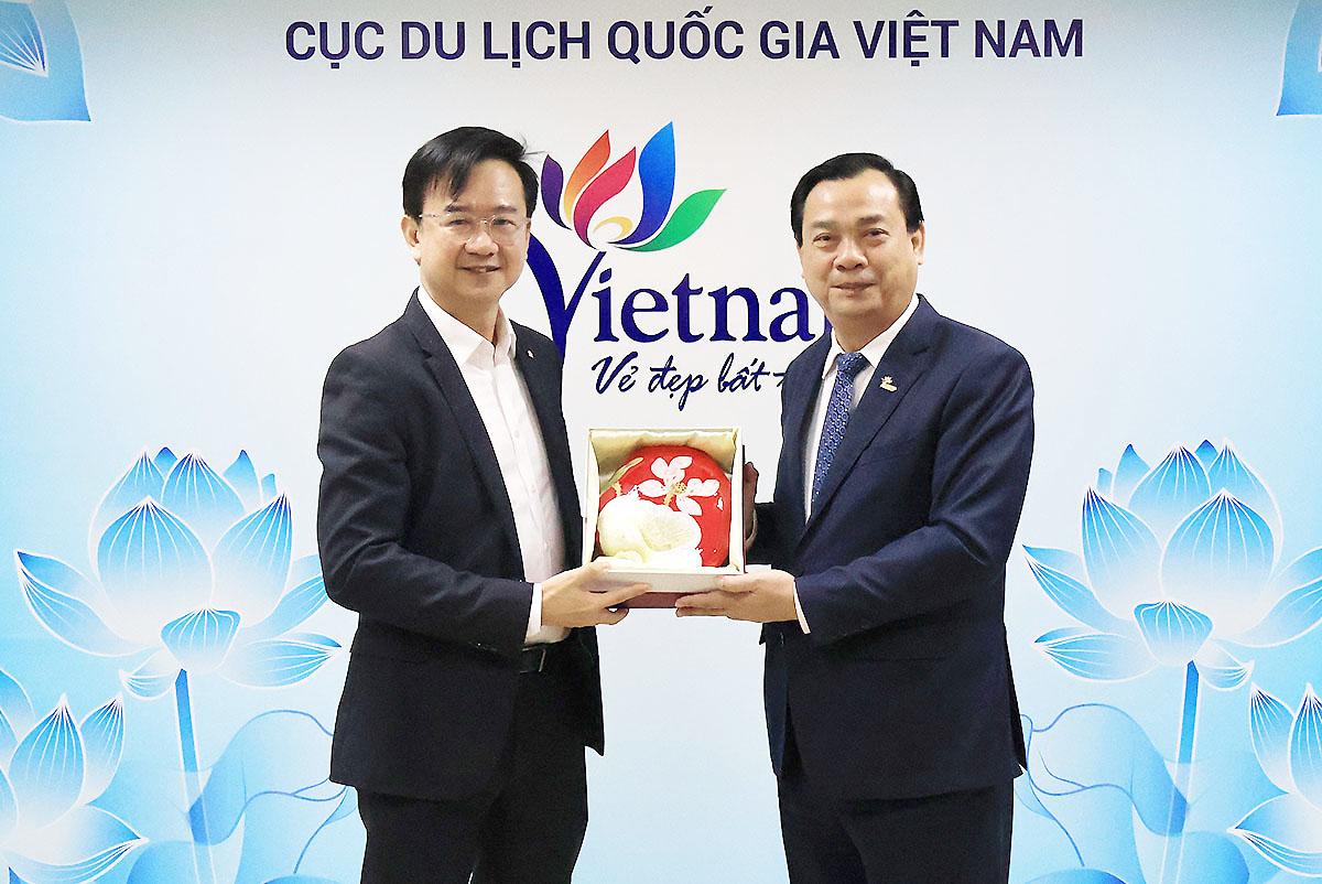 Cục trưởng Nguyễn Trùng Khánh tiếp và làm việc với Lãnh đạo cấp cao Hiệp hội vận tải Hàng không quốc tế (IATA) - Ảnh 4. Cục trưởng Nguyễn Trùng Khánh tiếp và làm việc với Lãnh đạo cấp cao Hiệp hội vận tải Hàng không quốc tế (IATA) - Ảnh 4.