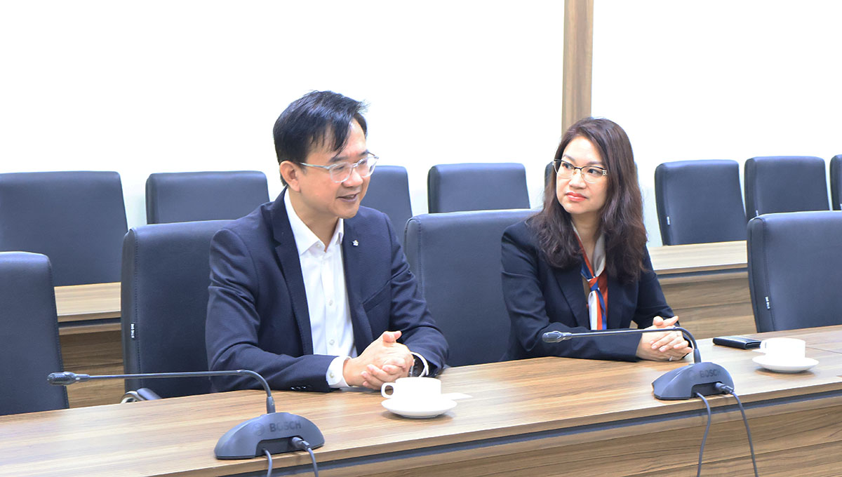 Cục trưởng Nguyễn Trùng Khánh tiếp và làm việc với Lãnh đạo cấp cao Hiệp hội vận tải Hàng không quốc tế (IATA) - Ảnh 3. Cục trưởng Nguyễn Trùng Khánh tiếp và làm việc với Lãnh đạo cấp cao Hiệp hội vận tải Hàng không quốc tế (IATA) - Ảnh 3.