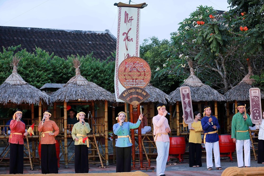 Tạm hoãn tổ chức “Liên hoan hô hát bài chòi khu vực Trung Bộ” năm 2025 - Ảnh 1. Tạm hoãn tổ chức “Liên hoan hô hát bài chòi khu vực Trung Bộ” năm 2025 - Ảnh 1.