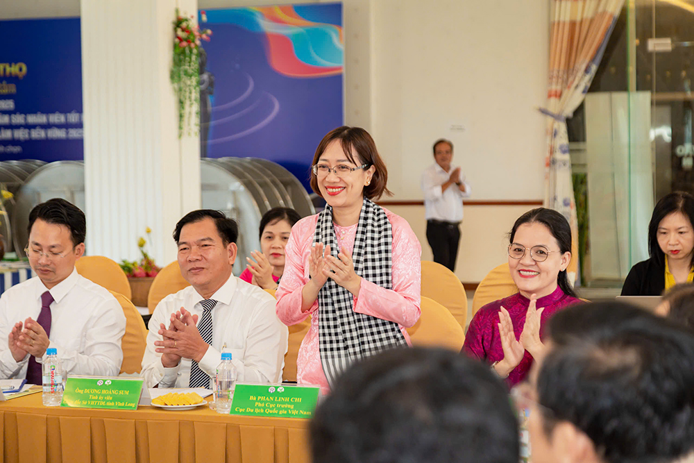 Hội nghị xúc tiến, quảng bá, hợp tác phát triển du lịch giữa Hà Nội và Vĩnh Long - Ảnh 7. Hội nghị xúc tiến, quảng bá, hợp tác phát triển du lịch giữa Hà Nội và Vĩnh Long - Ảnh 7.