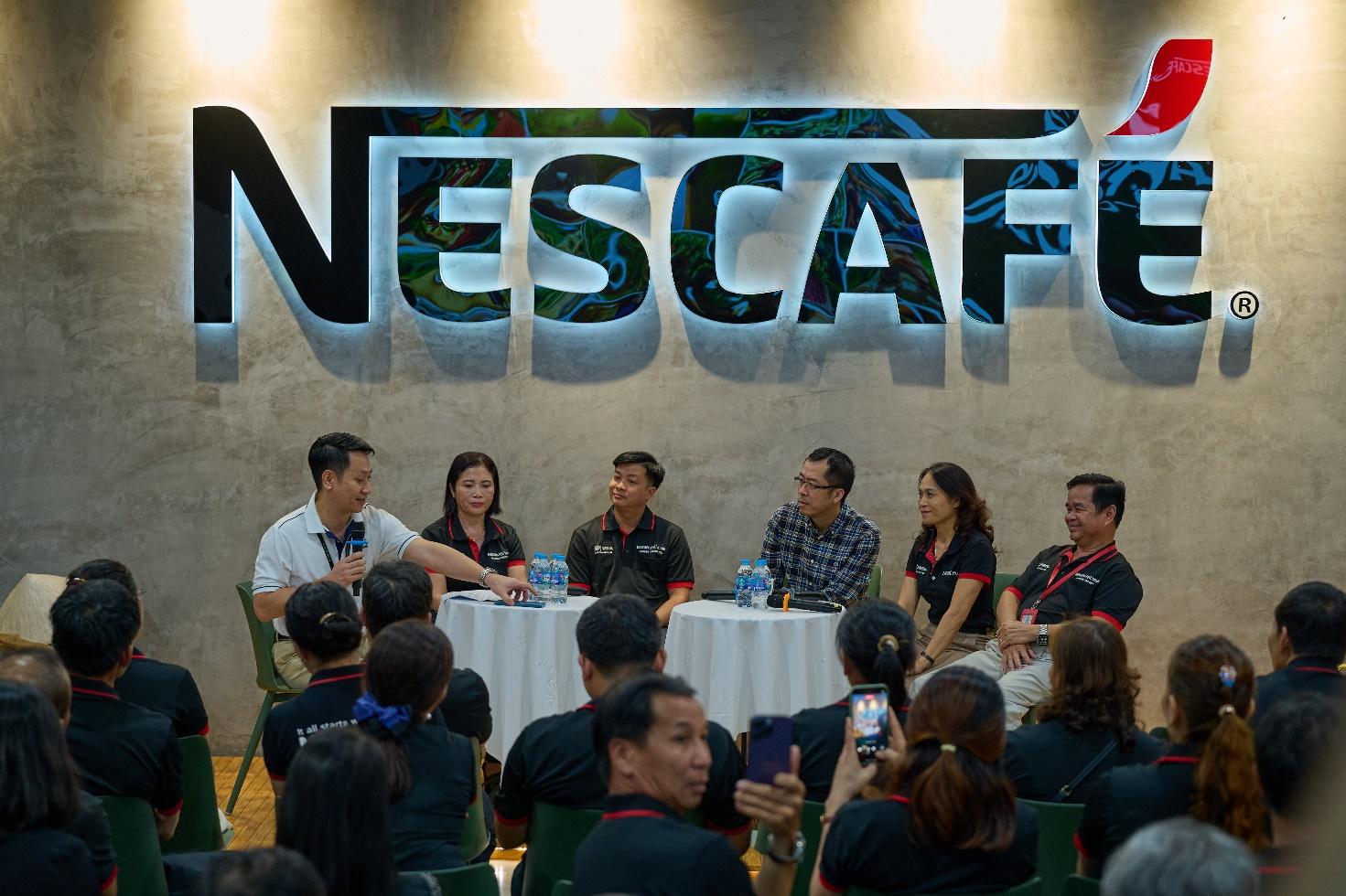 Tôn vinh người nông dân trong hành trình phát triển nông nghiệp bền vững - Ảnh 2. Tôn vinh người nông dân trong hành trình phát triển nông nghiệp bền vững - Ảnh 2.