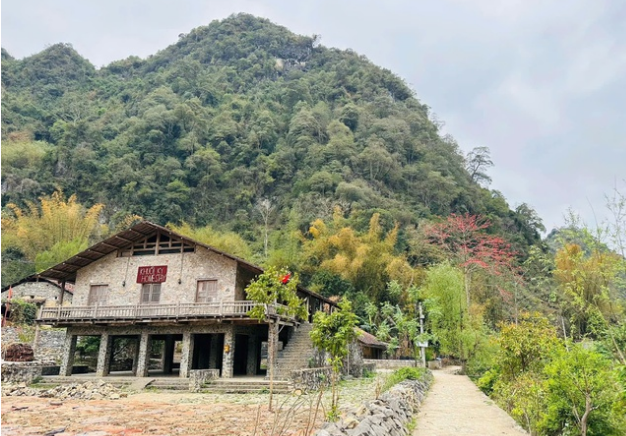 Cao Bằng: Nhiều giải pháp nhằm bảo tồn, phát huy giá trị văn hóa truyền thống tốt đẹp của các dân tộc thiểu số gắn với phát triển du lịch - Ảnh 2. Cao Bằng: Nhiều giải pháp nhằm bảo tồn, phát huy giá trị văn hóa truyền thống tốt đẹp của các dân tộc thiểu số gắn với phát triển du lịch - Ảnh 2.