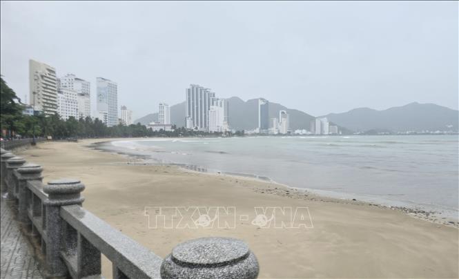 Khánh Hòa tạm ngừng các hoạt động tour, tuyến tham quan du lịch - Ảnh 1. Khánh Hòa tạm ngừng các hoạt động tour, tuyến tham quan du lịch - Ảnh 1.