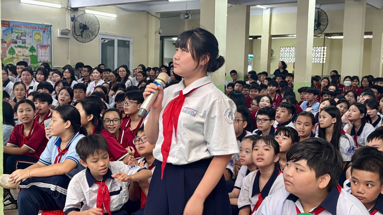 Sân khấu học đường bồi đắp tình yêu lịch sử và nghệ thuật dân tộc - Ảnh 6. Sân khấu học đường bồi đắp tình yêu lịch sử và nghệ thuật dân tộc - Ảnh 6.