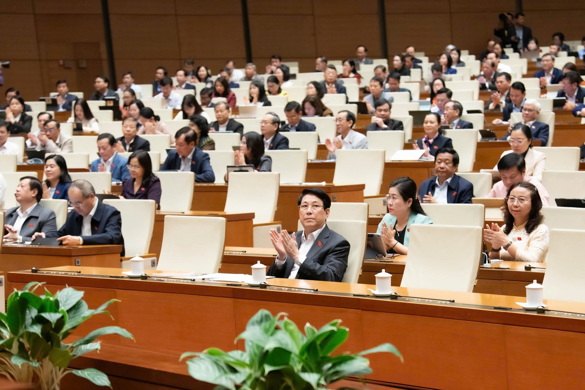 Quốc hội thông qua Luật Báo chí (sửa đổi) - Ảnh 4. Quốc hội thông qua Luật Báo chí (sửa đổi) - Ảnh 4.