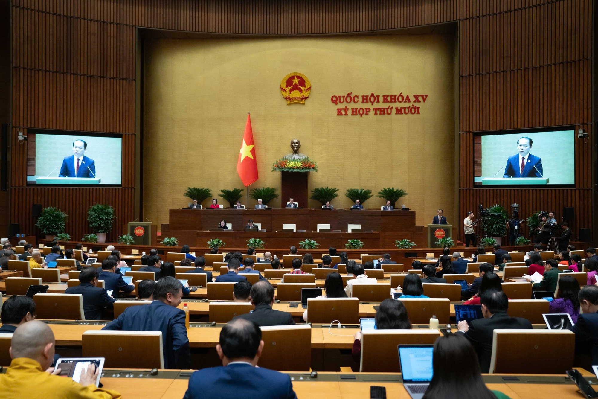 Chú trọng bảo tồn, phát huy giá trị văn hóa dân tộc, nâng cao chất lượng đời sống Nhân dân - Ảnh 3.