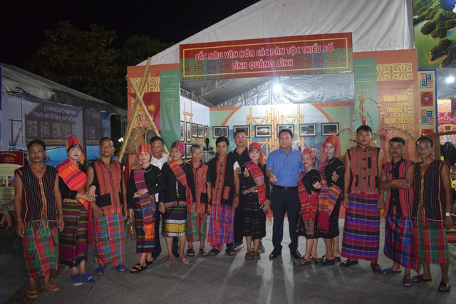 Nỗ lực khôi phục và phát triển bản sắc văn hóa các dân tộc thiểu số trong giai đoạn mới - Ảnh 1.