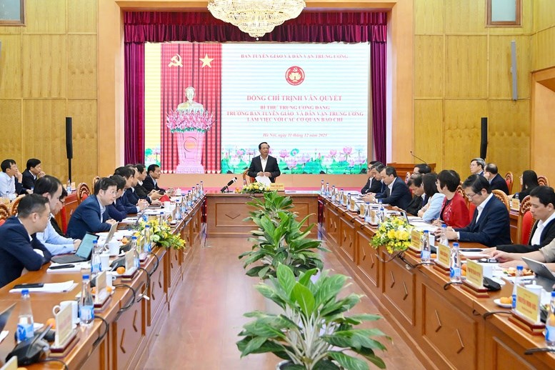 Báo chí phải lan tỏa khát vọng vươn lên của đất nước hướng tới Đại hội XIV của Đảng - Ảnh 2.