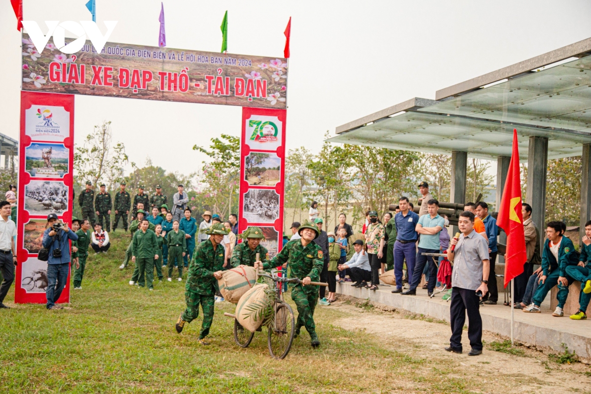 ডিয়েন বিয়েন পর্যটনকে একটি গুরুত্বপূর্ণ অর্থনৈতিক খাত হিসেবে স্থান দিচ্ছেন, যা ত্বরান্বিত প্রবৃদ্ধির একটি পর্যায়ে প্রবেশ করছে - ছবি ২। Điện Biên định vị du lịch là ngành kinh tế mũi nhọn, bước vào giai đoạn tăng tốc - Ảnh 2.