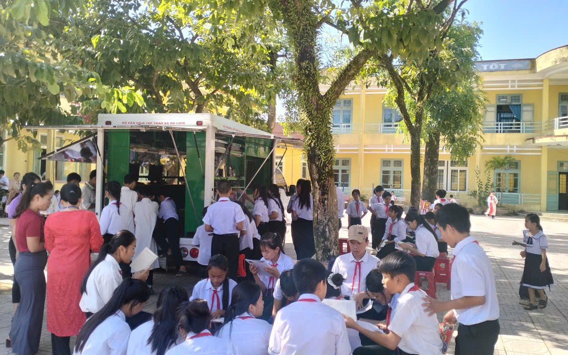 Quảng Trị: Thư viện lưu động khơi dậy tinh thần đọc sách trong cộng đồng