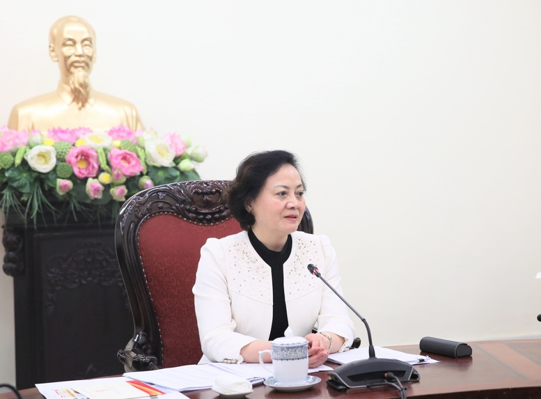 The exhibition showcasing socio-economic achievements over 40 years of reform was organized in a dignified, modern manner, befitting a major political event - Photo 3. Tổ chức triển lãm thành tựu kinh tế-xã hội 40 năm đổi mới, trang trọng, hiện đại, xứng tầm sự kiện chính trị lớn - Ảnh 3.