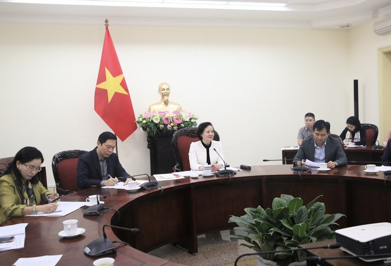 The exhibition showcasing socio-economic achievements over 40 years of reform was organized in a dignified, modern manner, befitting a major political event - Photo 2. Tổ chức triển lãm thành tựu kinh tế-xã hội 40 năm đổi mới, trang trọng, hiện đại, xứng tầm sự kiện chính trị lớn - Ảnh 2.