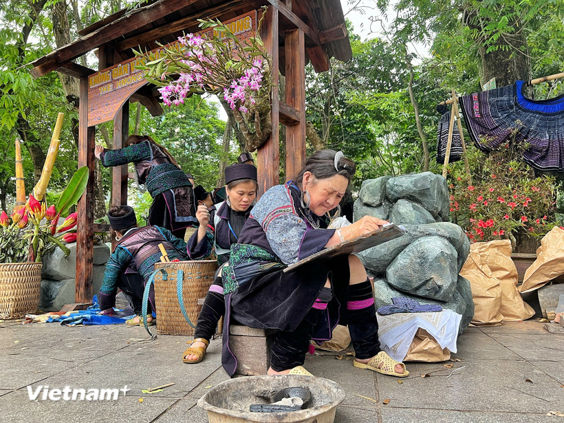 Phát triển du lịch làng nghề: Thách thức lớn trước “cuộc đua” số hóa trải nghiệm - Ảnh 1. Phát triển du lịch làng nghề: Thách thức lớn trước “cuộc đua” số hóa trải nghiệm - Ảnh 1.