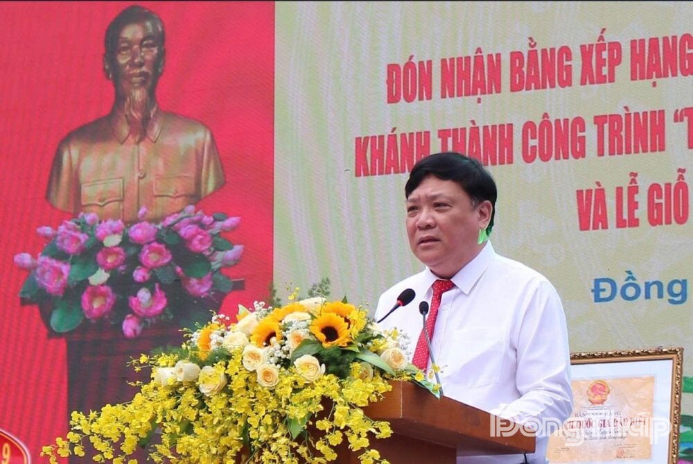 Đồng Tháp: Lễ đón nhận Bằng xếp hạng Di tích quốc gia đặc biệt mộ Cụ Phó bảng Nguyễn Sinh Sắc - Ảnh 5. Đồng Tháp: Lễ đón nhận Bằng xếp hạng Di tích quốc gia đặc biệt mộ Cụ Phó bảng Nguyễn Sinh Sắc - Ảnh 5.