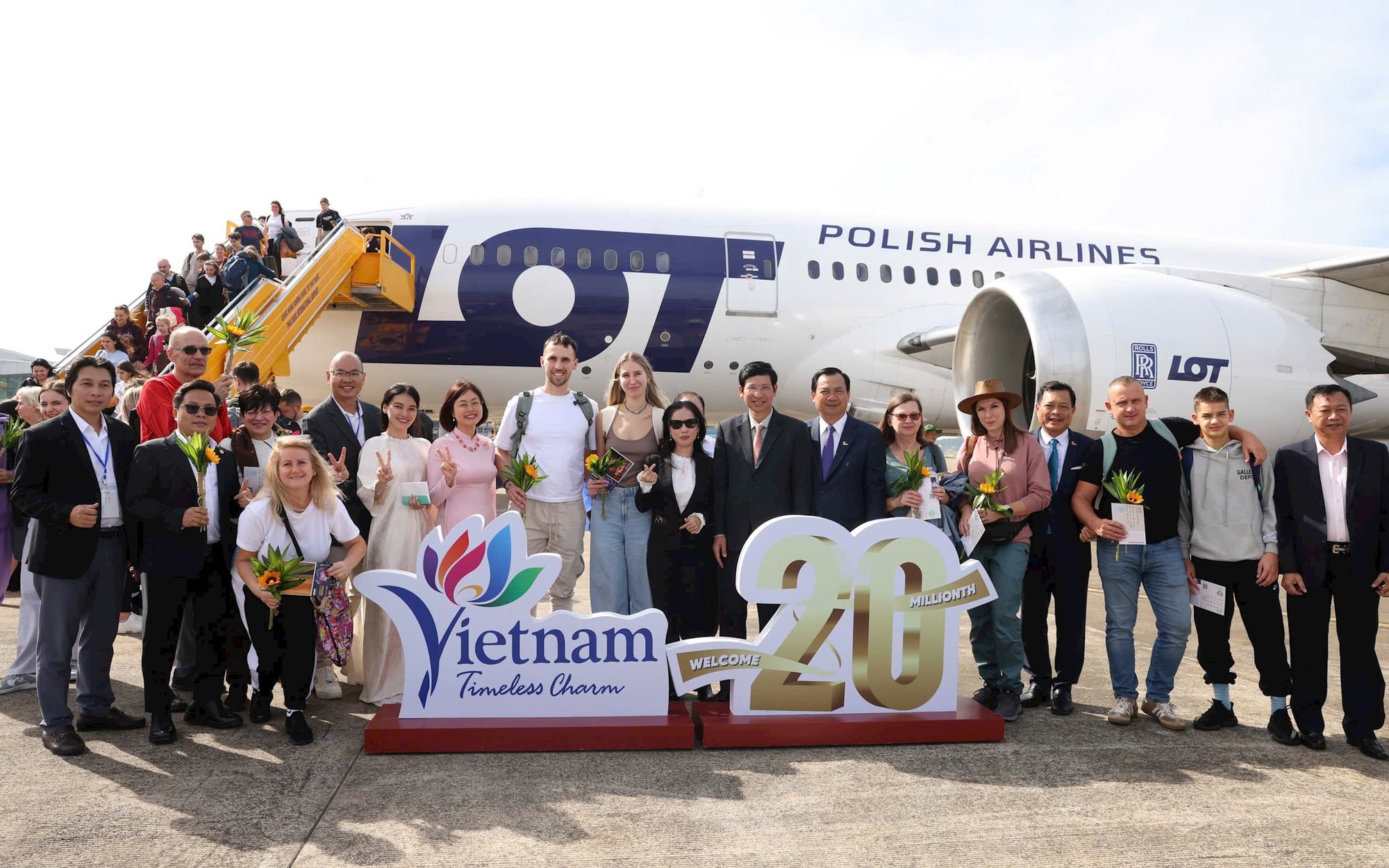 Điểm báo hoạt động ngành Văn hóa, Thể thao và Du lịch ngày 16/12/2025