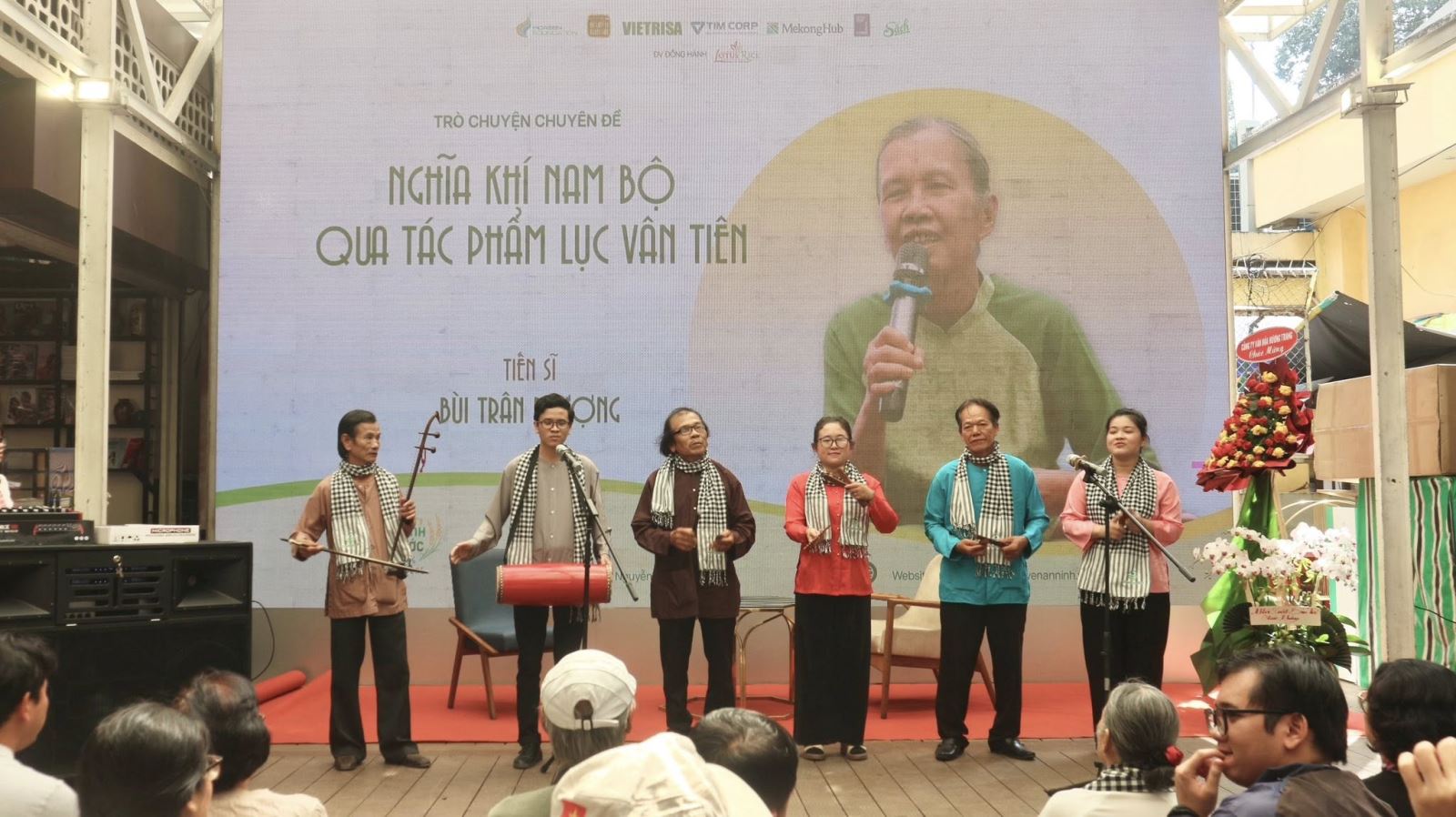 Giữ bản sắc châu thổ từ dòng sông và hạt lúa - Ảnh 2. Giữ bản sắc châu thổ từ dòng sông và hạt lúa - Ảnh 2.