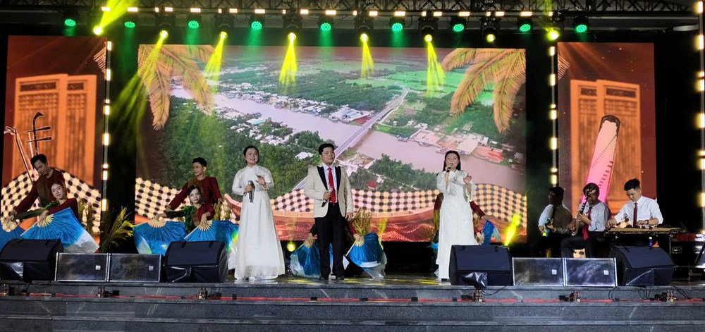 Khai mạc Hội thi Đờn ca tài tử tỉnh An Giang năm 2025 - Ảnh 4.