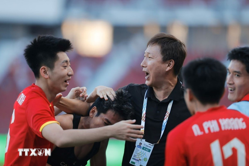 SEA Games 33: U22 Việt Nam chờ “cú đúp lịch sử” trước Thái Lan - Ảnh 1.